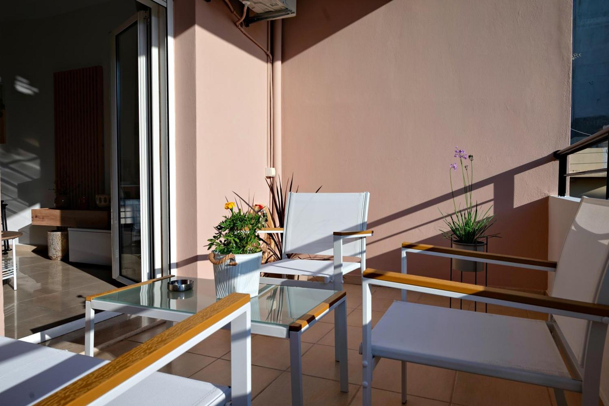 Xperience Central Apartments Ираклион Экстерьер фото