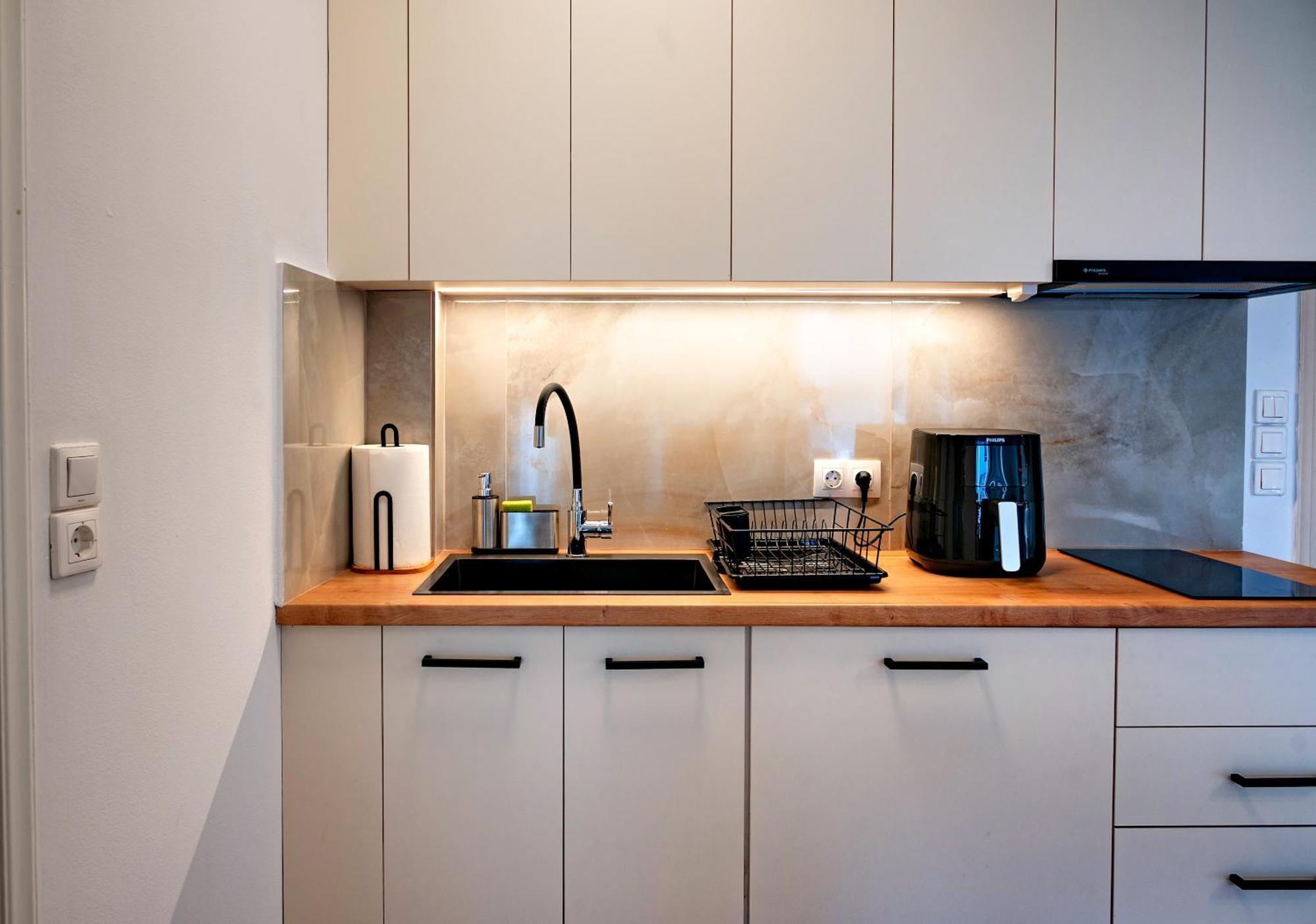 Xperience Central Apartments Ираклион Экстерьер фото